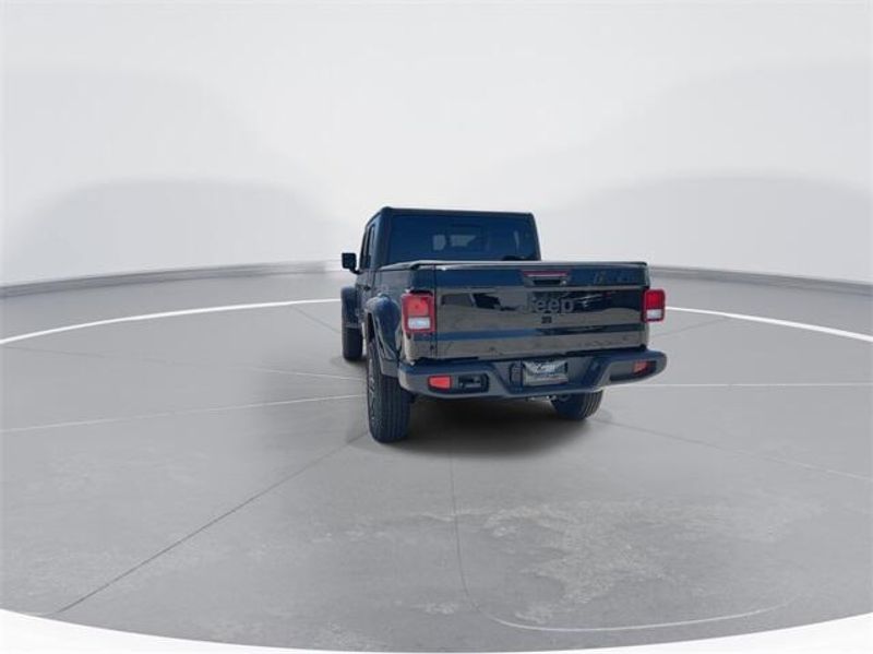 2024 Jeep Gladiator Sport S 4x4Image 7