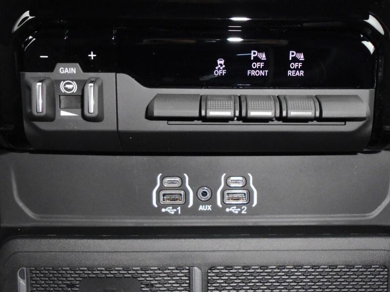 2025 RAM 1500 Big Horn Crew Cab 4x4 5