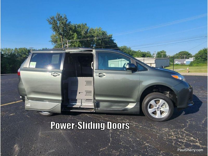 Used 2020 Toyota Sienna LE