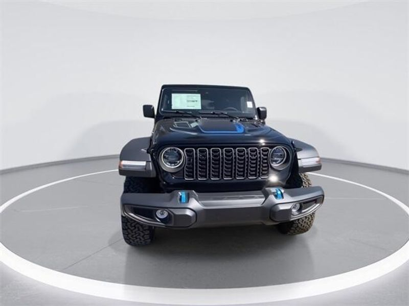 2024 Jeep Wrangler 4-door Rubicon 4xeImage 3