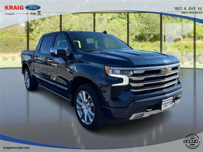 2023 Chevrolet Silverado 1500 High Country photo 3