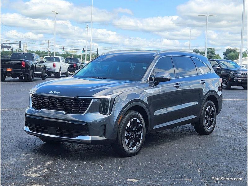 Used 2024 Kia Sorento S