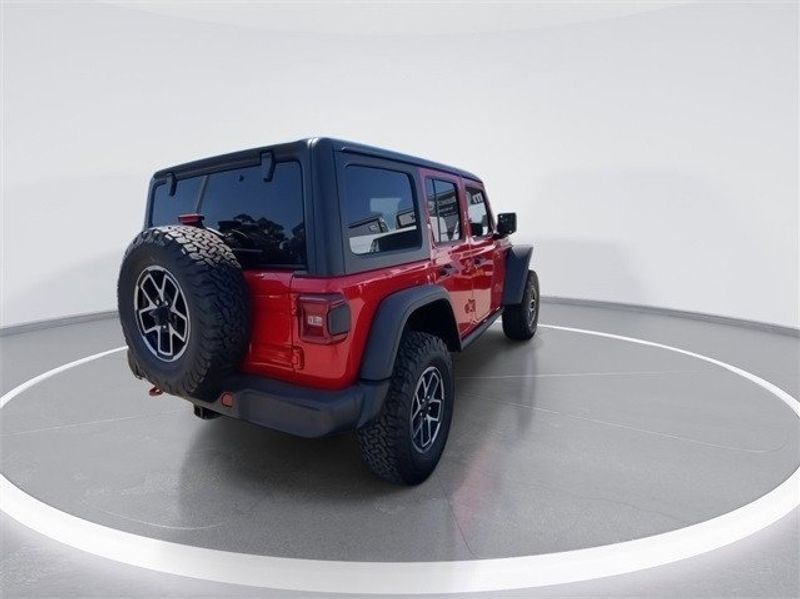 2024 Jeep Wrangler 4-door RubiconImage 8