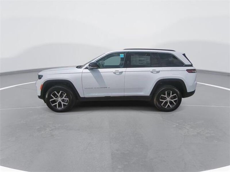 2024 Jeep Grand Cherokee Limited 4x4Image 5