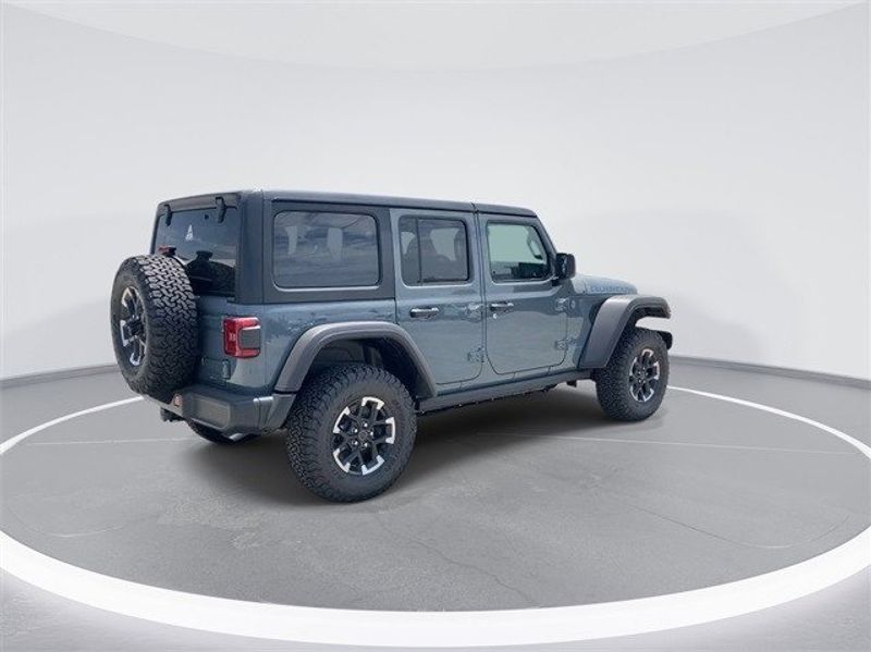 2024 Jeep Wrangler 4-door Rubicon 4xeImage 8