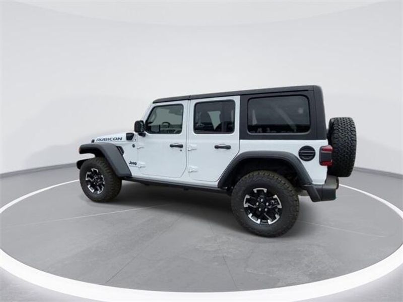 2024 Jeep Wrangler 4-door Rubicon 4xeImage 6