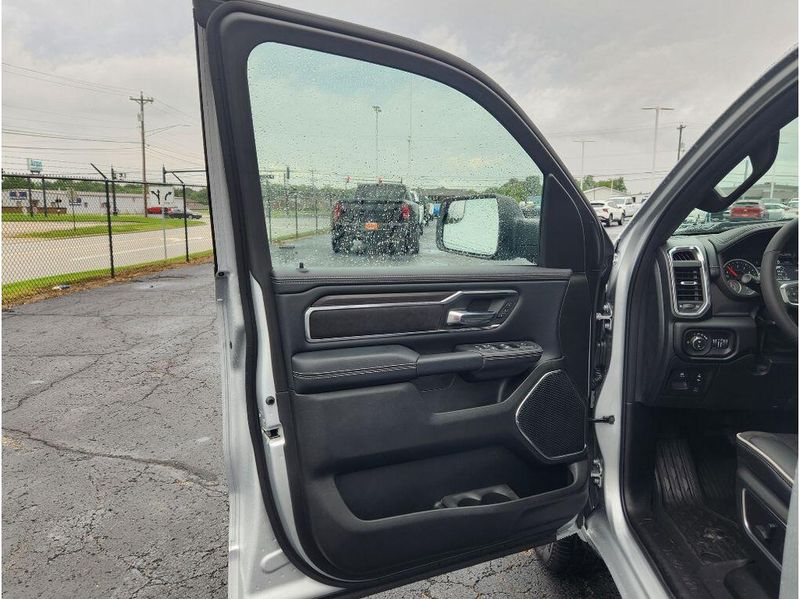 New 2026 RAM 1500 Laramie Crew Cab 4x4 5'7' Box