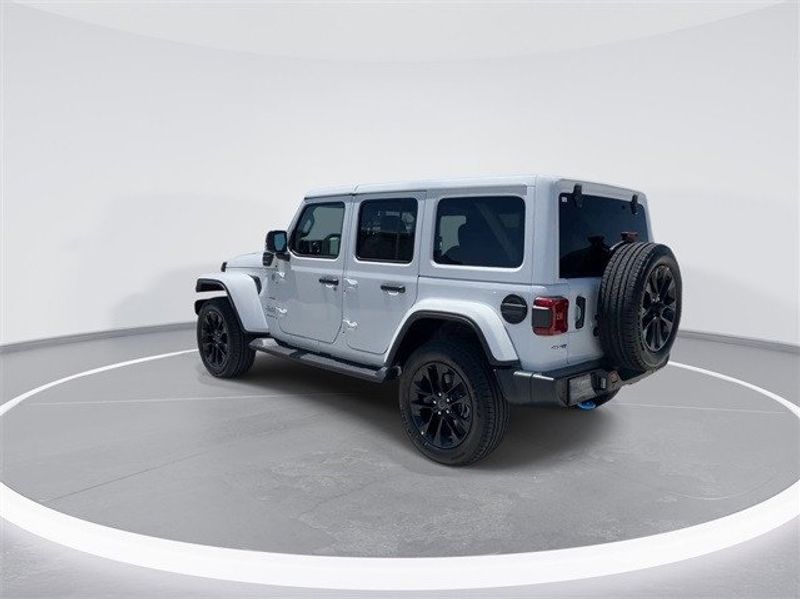 2024 Jeep Wrangler 4-door Sahara 4xeImage 6