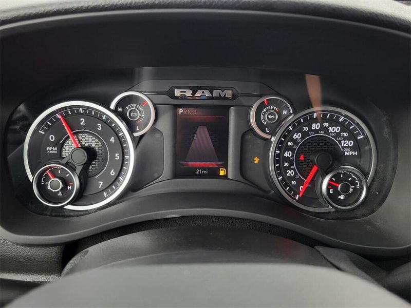 2025 RAM 2500 Tradesman Crew Cab 4x4 8
