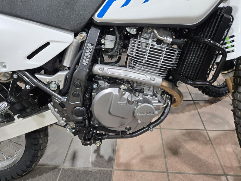 NEW 2026 SUZUKI DR650S Image 7