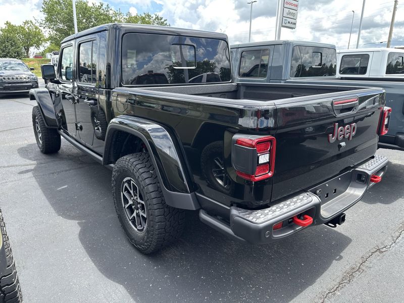 New 2025 Jeep Gladiator Rubicon X 4x4Image 12