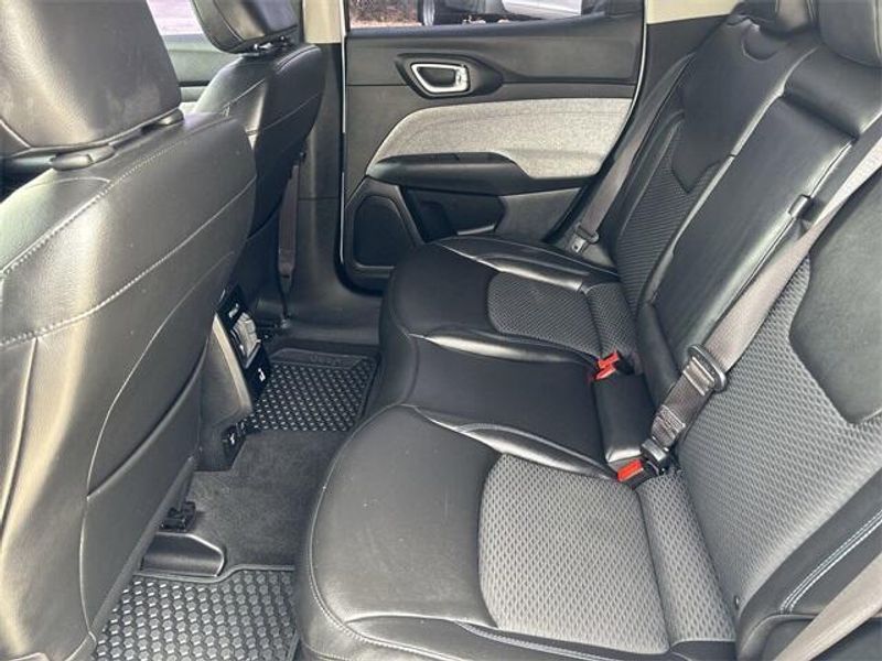 2022 Jeep Compass LatitudeImage 16