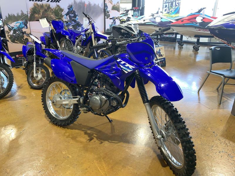 2025 Yamaha TT-R230 Image 10