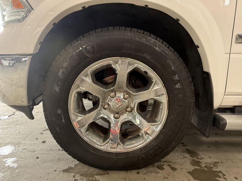 Used 2015 RAM 1500 LaramieImage 19