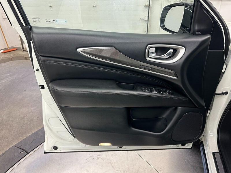 2020 INFINITI QX60 PureImage 20