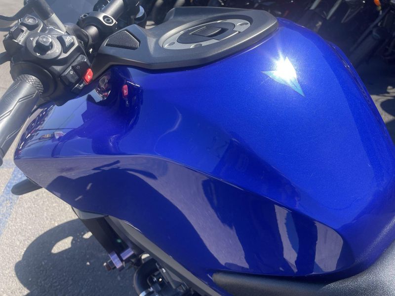 Used 2024 Yamaha MT-09 CA Image 15