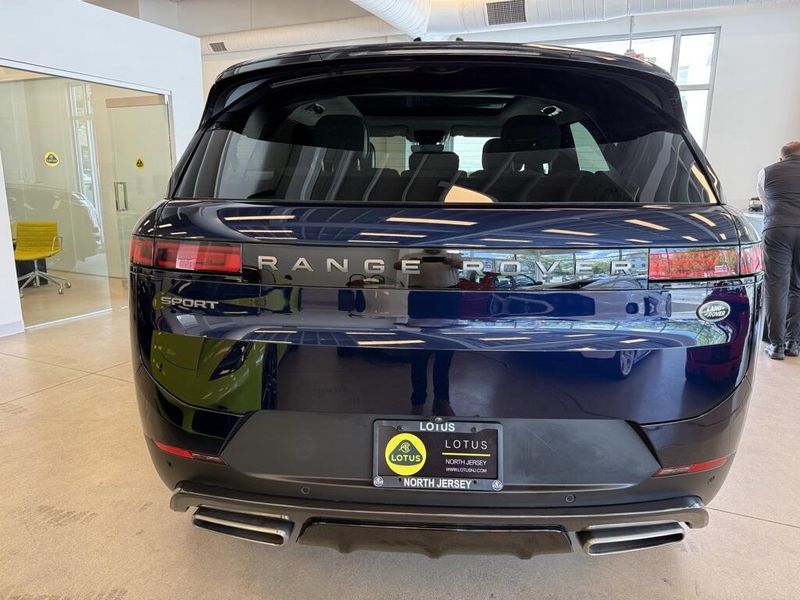 2023 Land Rover Range Rover Sport SE