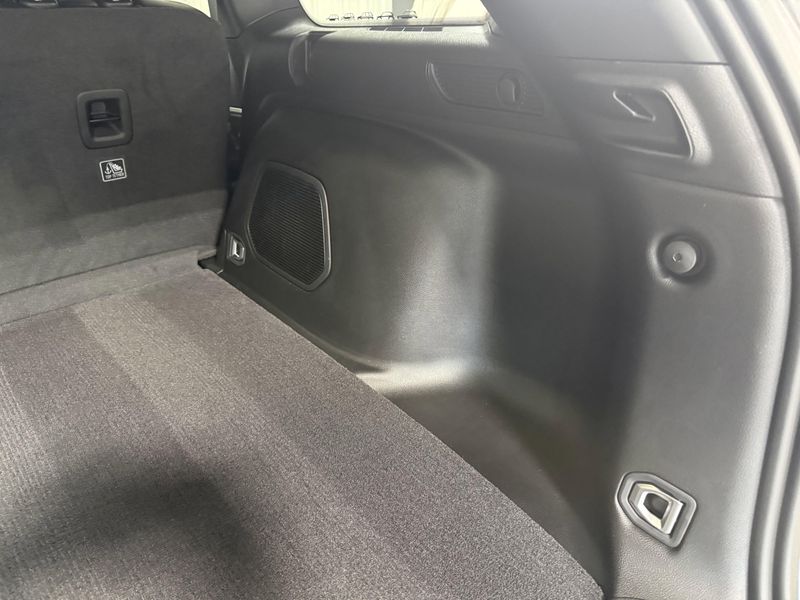 New 2026 Jeep Grand Cherokee Limited 4x4Image 9