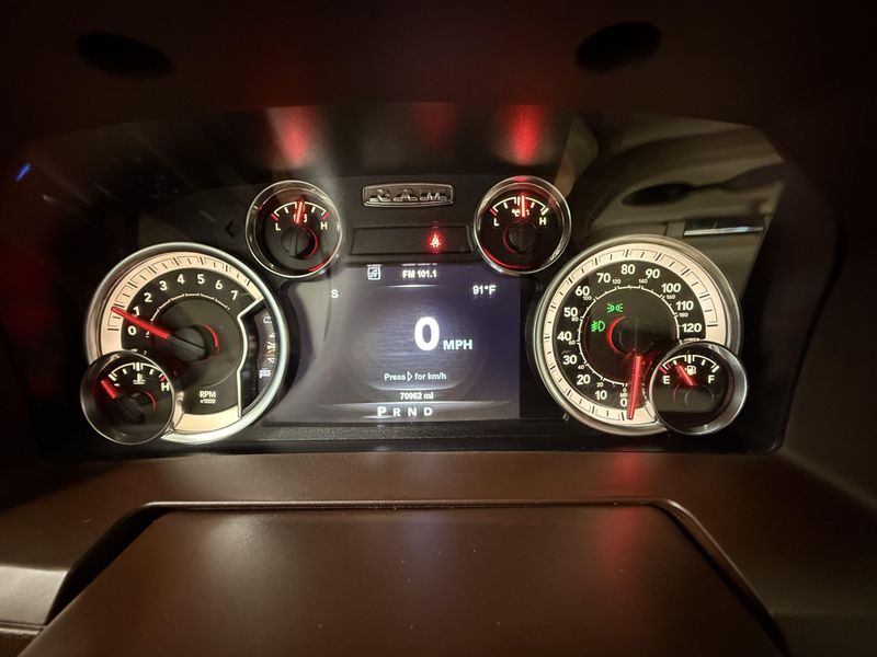 Used 2018 RAM 1500 LaramieImage 22