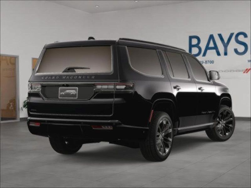 2023 Jeep Grand Wagoneer II photo 5