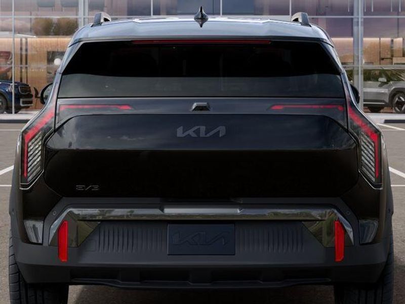 New 2027 Kia EV3 LandImage 14