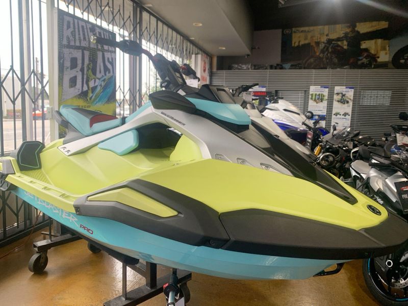 New 2025 Yamaha JETBLASTER PRO (3UP) Image 3