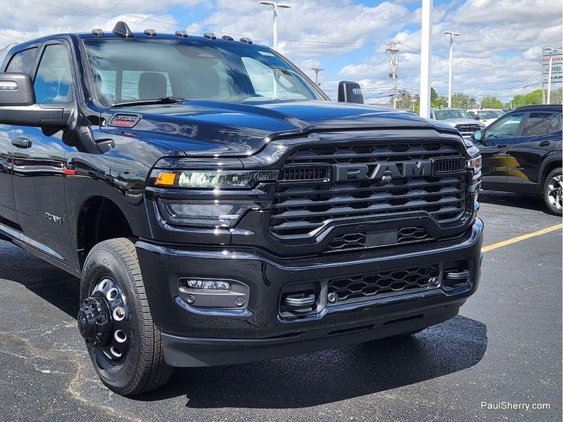New 2026 RAM 3500 Big Horn Crew Cab 4x4 8' Box