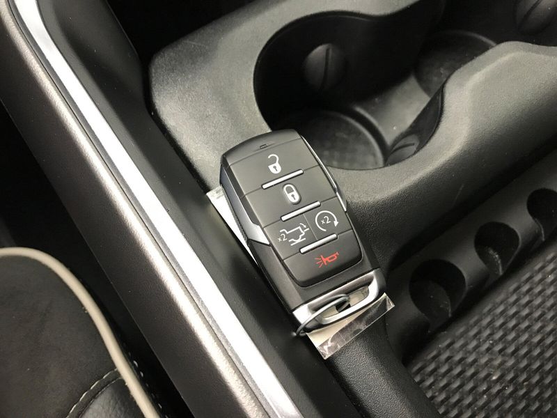 Used 2022 RAM 1500 LaramieImage 13