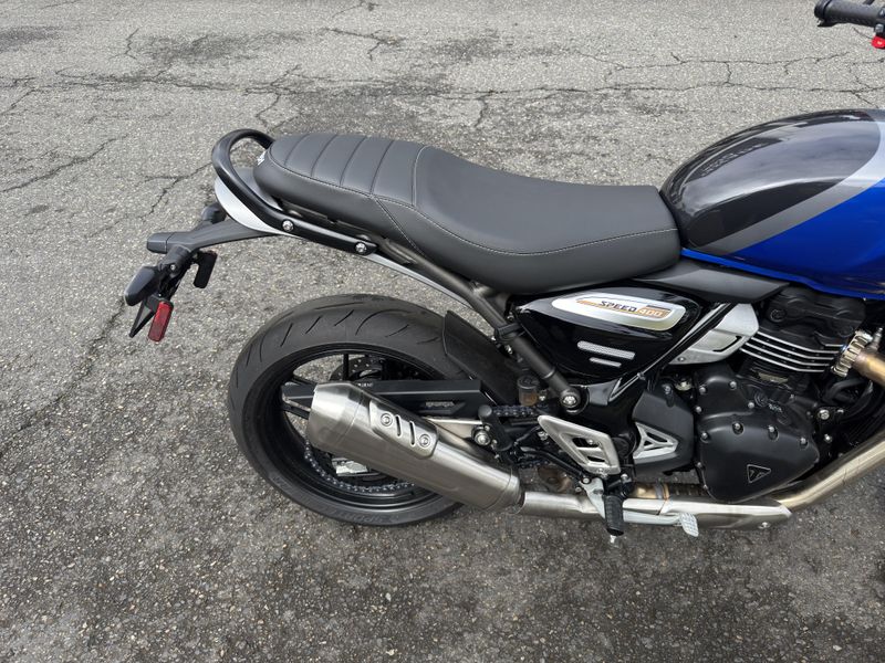 2024 Triumph Speed 400 - CASPIAN BLUE - STORM GREY 