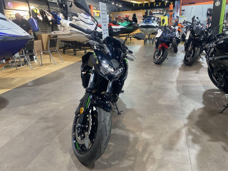 New 2025 Kawasaki Z650 ABS Image 3