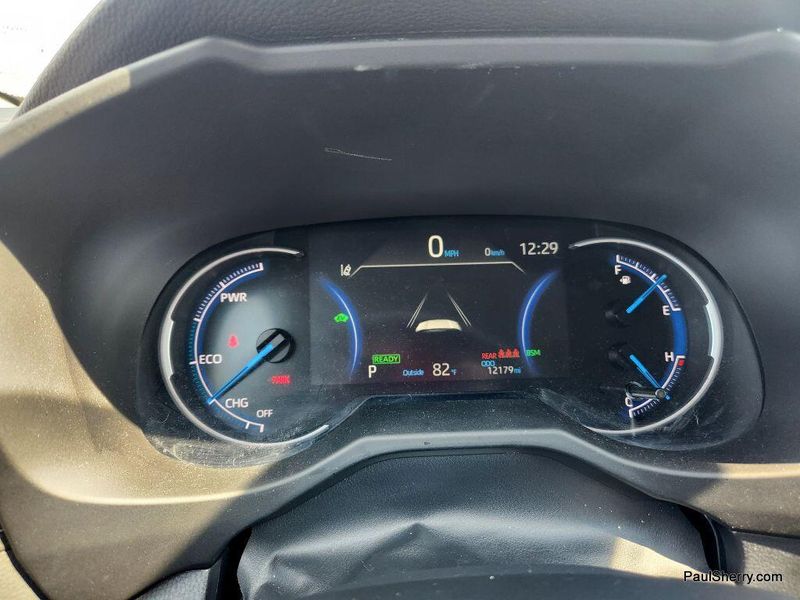 2024 Toyota RAV4 Hybrid LE photo 31