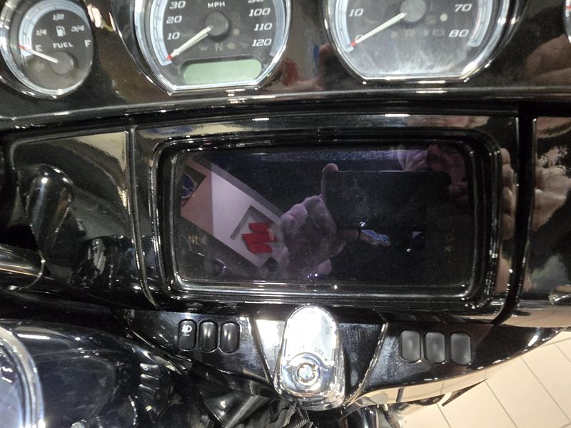 USED 2023 HARLEY ELECTRA GLIDE ULTRA LIMITED Image 8