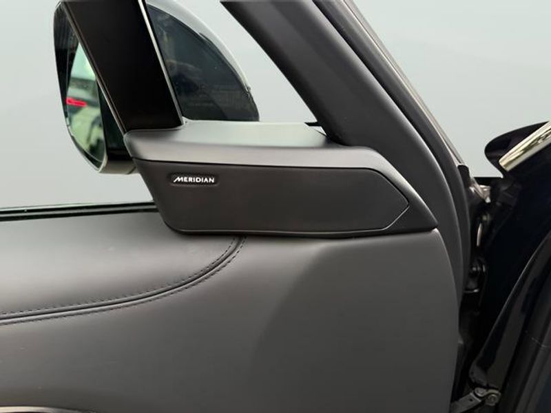 Used 2023 Land Rover Range Rover SE