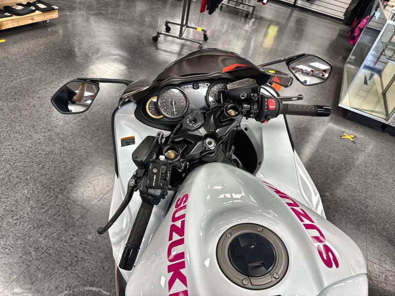 Used 2022 Suzuki Hayabusa 1340 Image 14