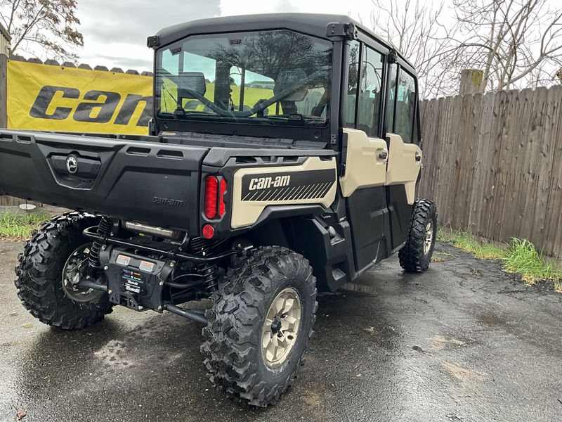2023 Can-Am DEFENDER MAX LIMITED HD10Image 8