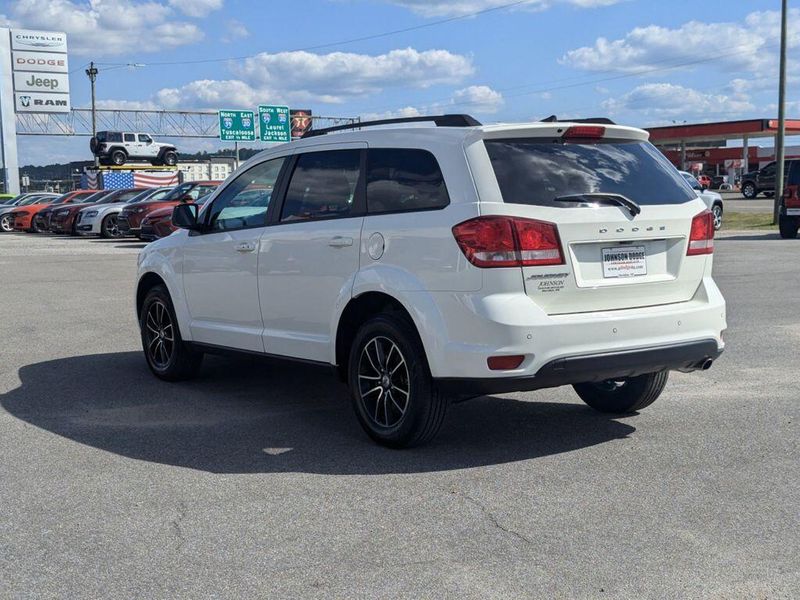 2019 Dodge Journey SEImage 5