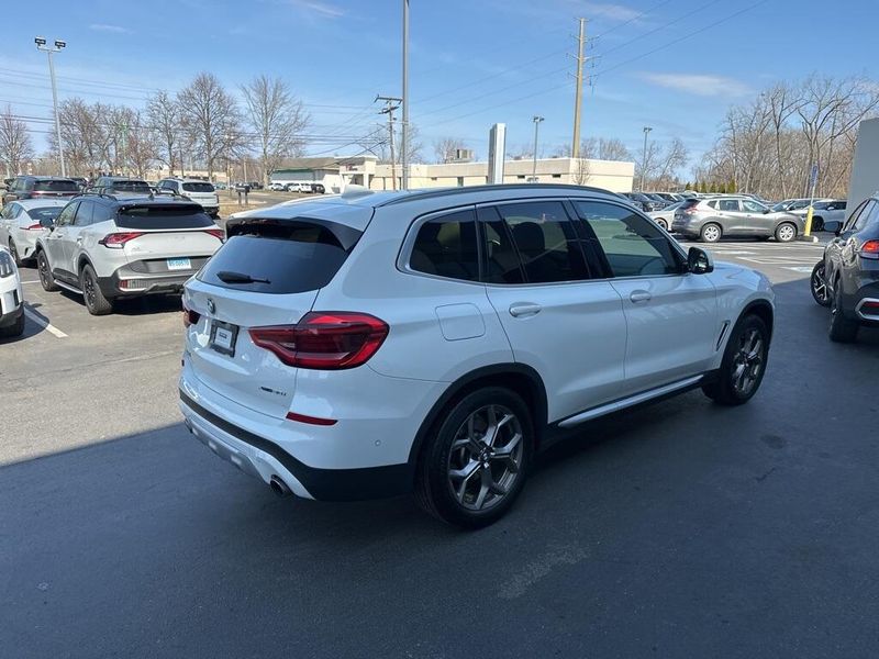 2021 BMW X3 xDrive30iImage 6