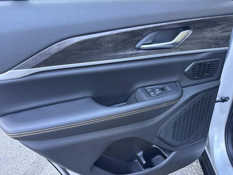 New 2026 Jeep Grand Cherokee 85th Anniversary Edition 4x4