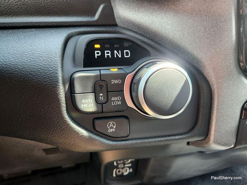 New 2026 RAM 1500 Tradesman Crew Cab 4x4 5'7' Box