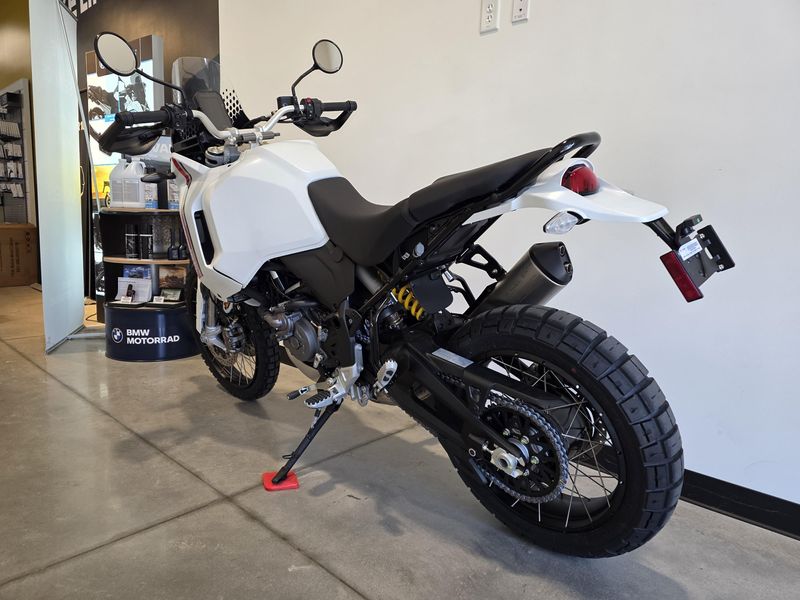 2025 Ducati DesertX Rally