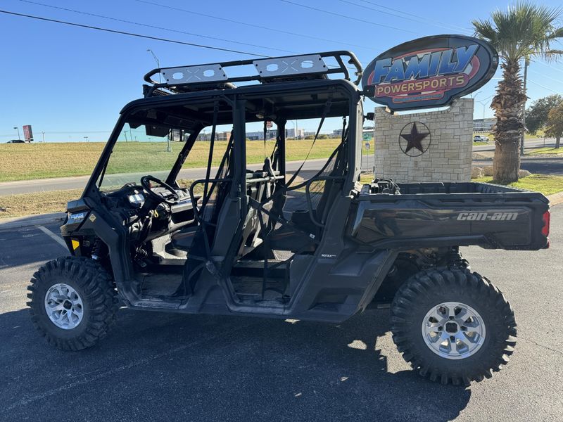 2022 Can-Am DEFENDER MAX TEX LONE STAR BLACKImage 8