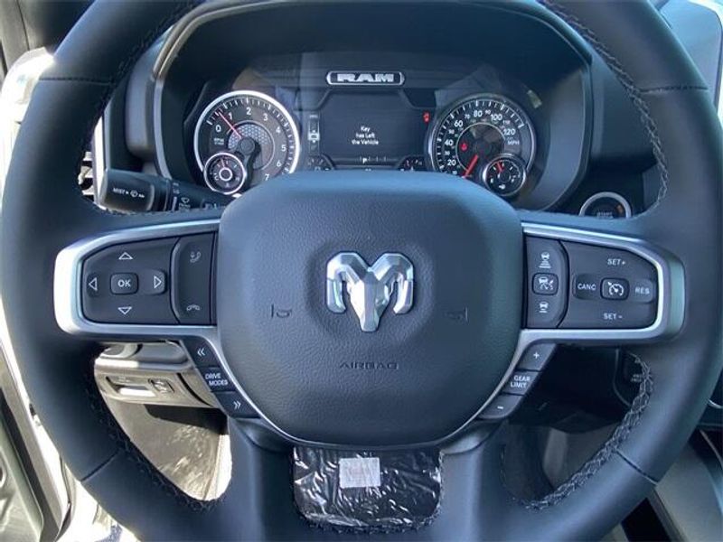 2025 RAM 1500 Big Horn Crew Cab 4x4 5