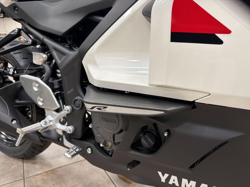 New 2026 Yamaha YZF-R3 ABS CA 70TH ANNIVERSARY EDITION Image 31