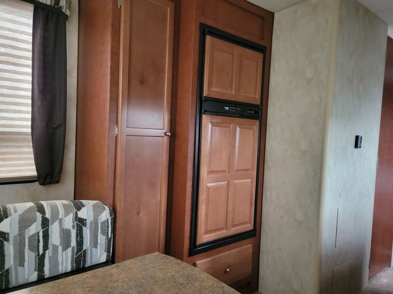 Used 2018 NASH 17K Image 13