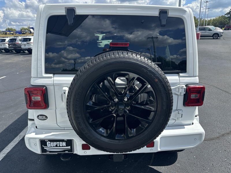 2020 Jeep Wrangler Unlimited Sahara High AltitudeImage 6