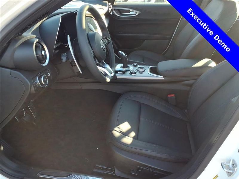 New 2025 Alfa Romeo Giulia RwdImage 15