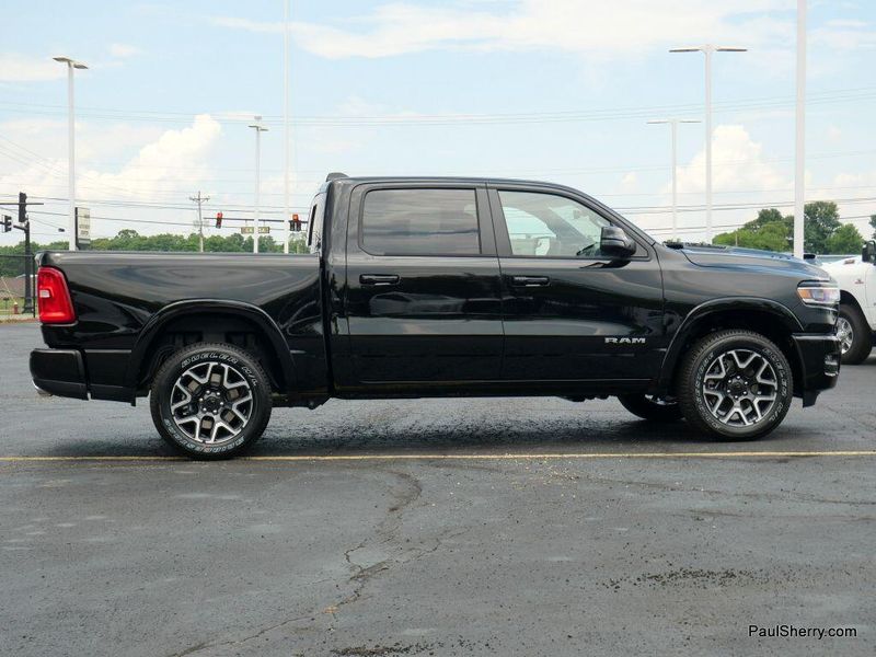 New 2025 RAM 1500 Laramie Crew Cab 4x4 5