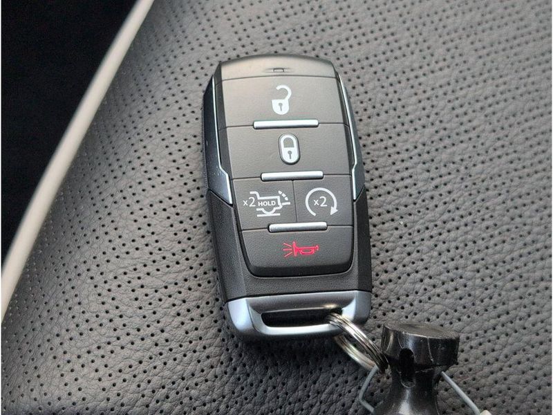 New 2025 RAM 1500 Laramie Crew Cab 4x4 5