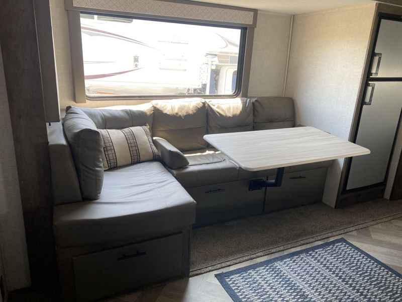 Used 2021 FOREST RIVER WILDWOOD 22RBS Image 16