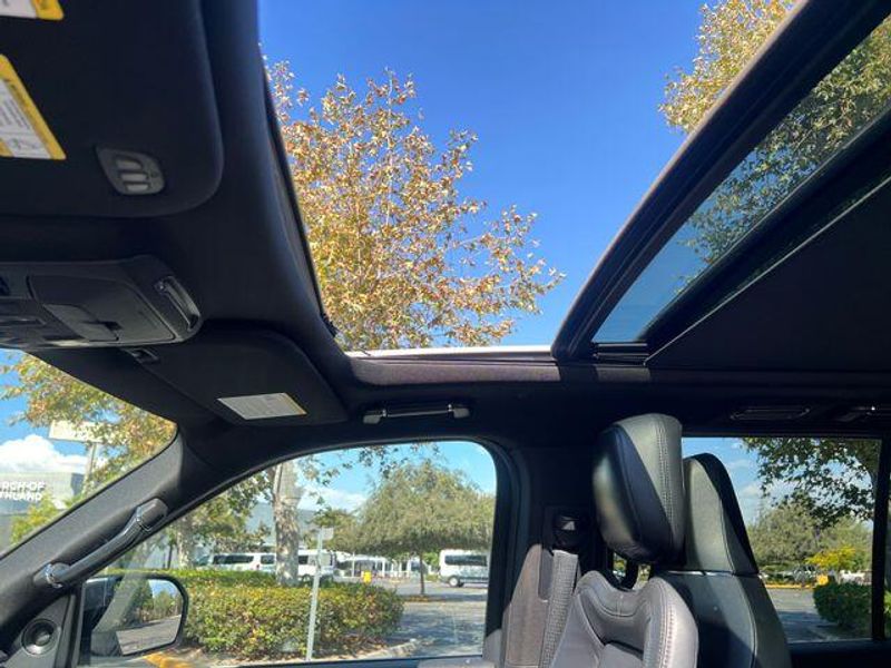 Used 2022 Lincoln Navigator ReserveImage 17